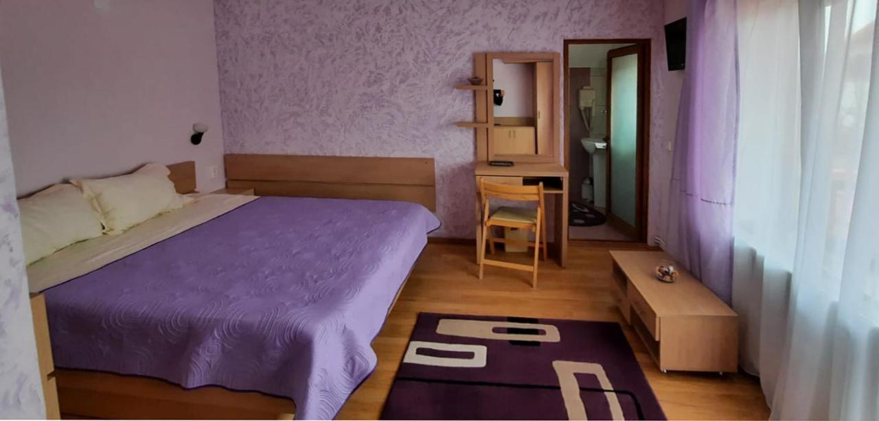 Bella Daria Hotel คุมปูลุง ภายนอก รูปภาพ